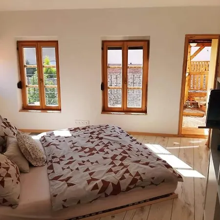 Tatil Evi Zatecka Brana Kadaň